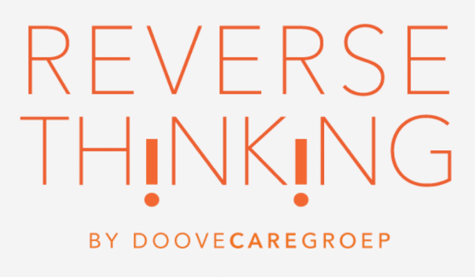 Logo Reverse Thinking